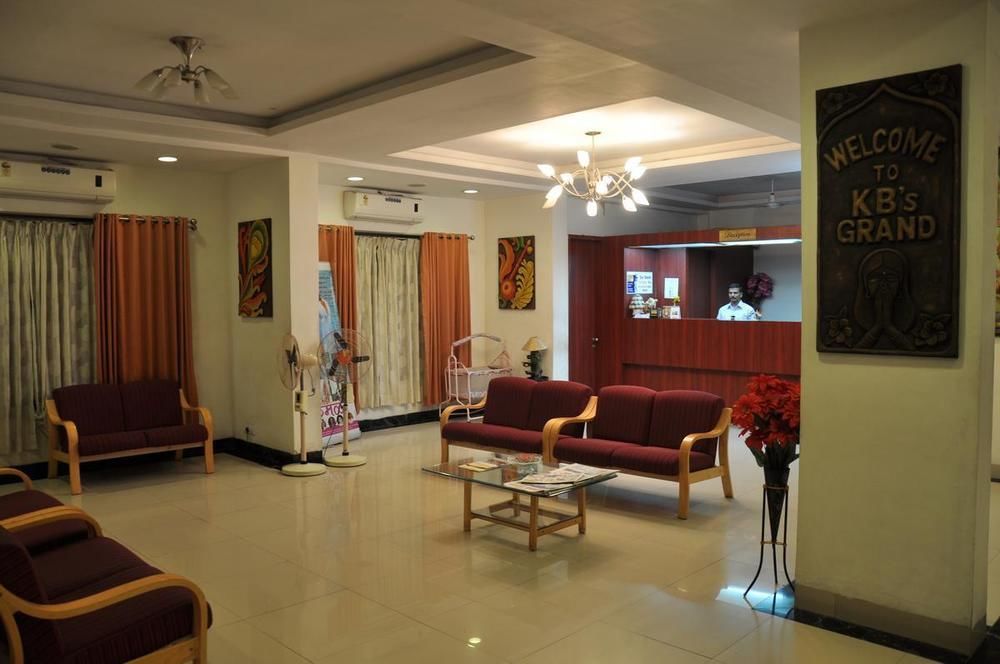 Hotel Sai Suraj Park Shirdi Exteriör bild