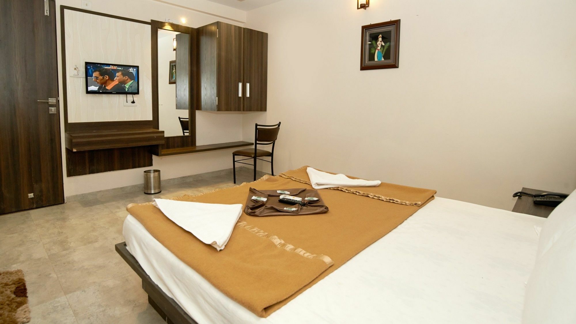 Hotel Sai Suraj Park Shirdi Exteriör bild