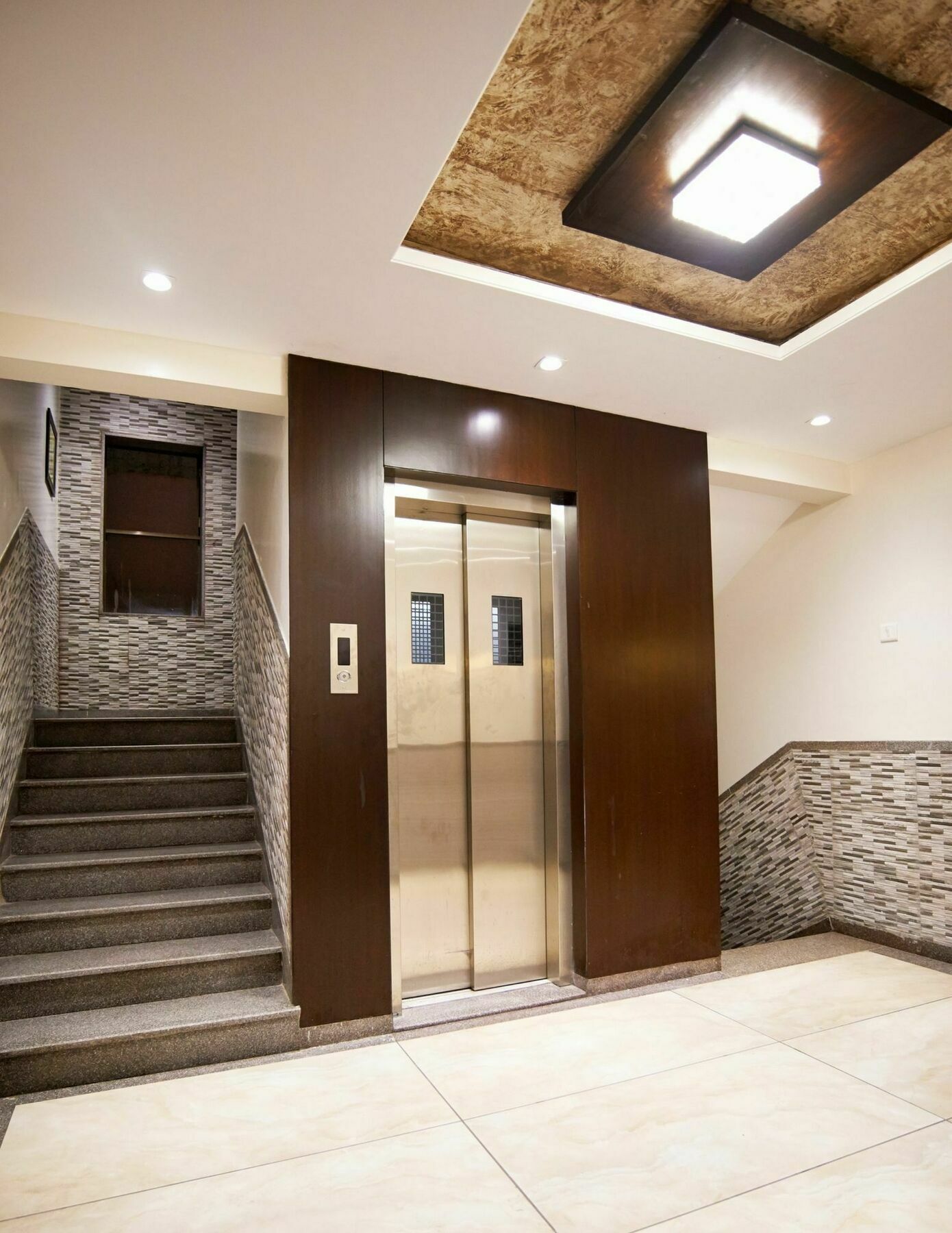 Hotel Sai Suraj Park Shirdi Exteriör bild